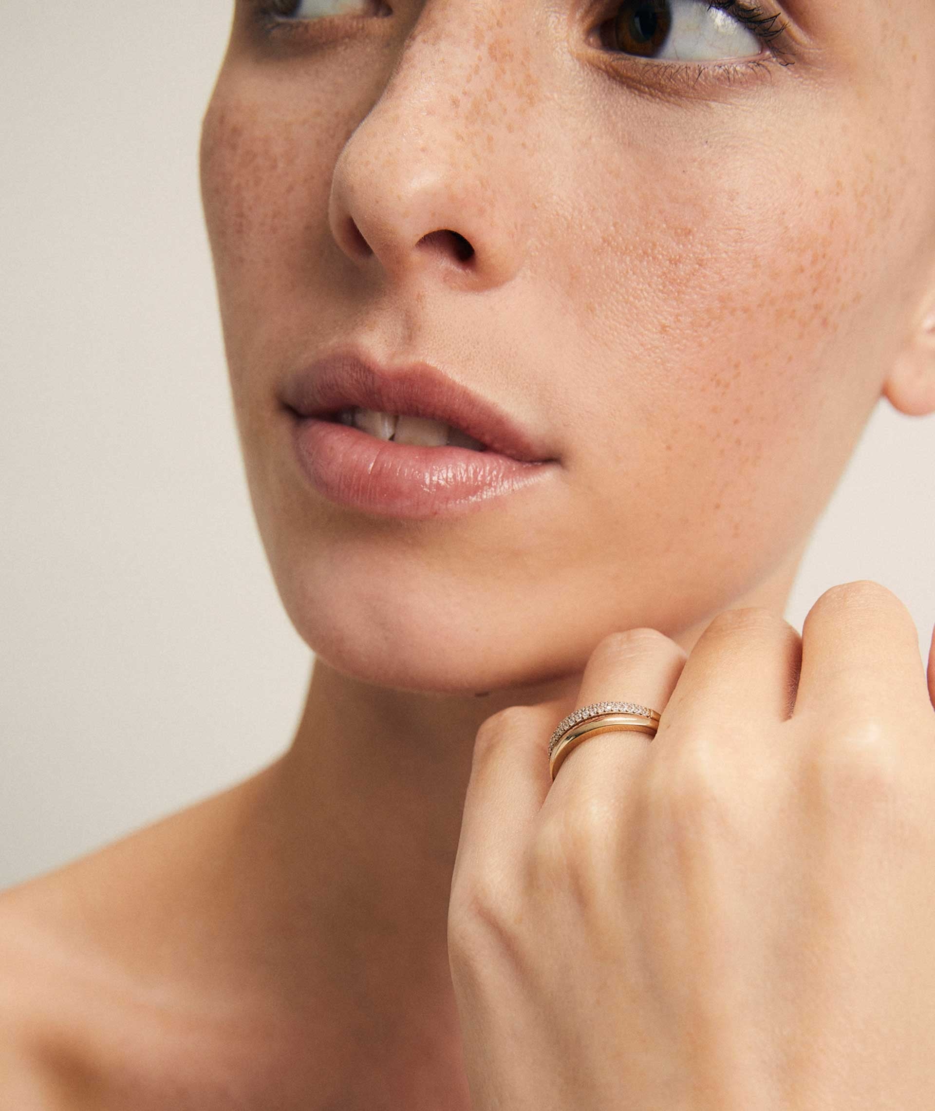 Anillo Carolina con circonitas - Image 3