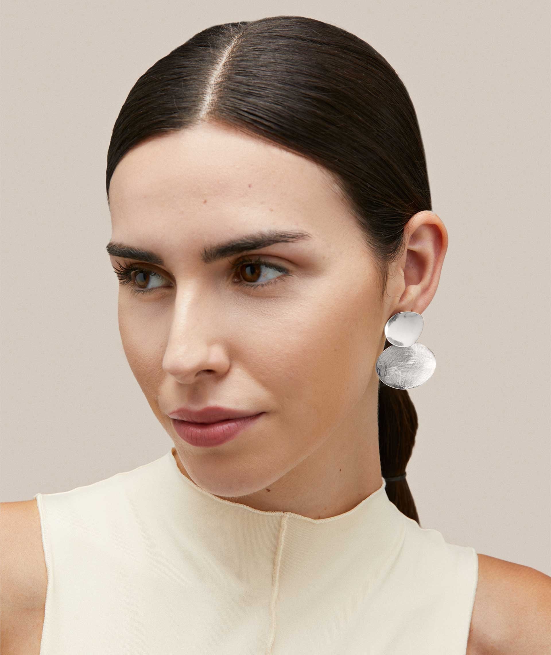 Pendientes Macar doble brillo rayado - Image 3