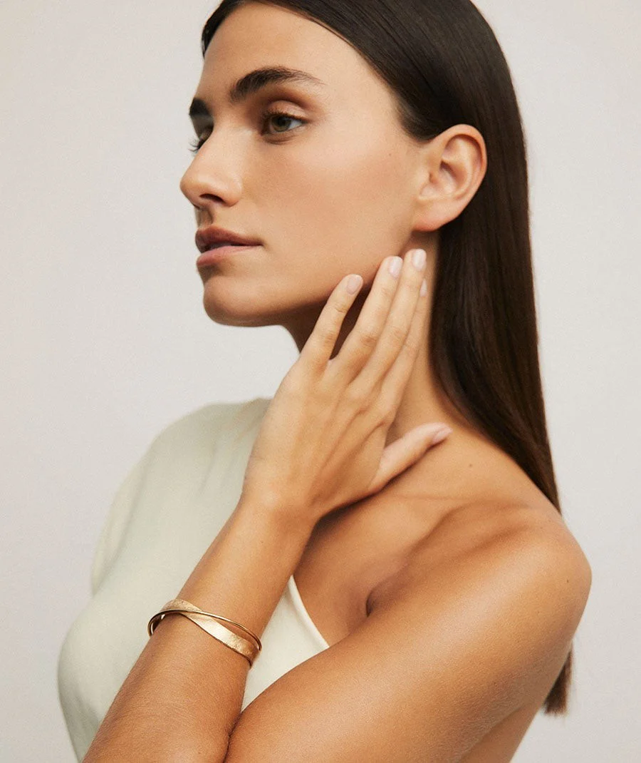 Pulsera Ola rígida cruzada - Image 3